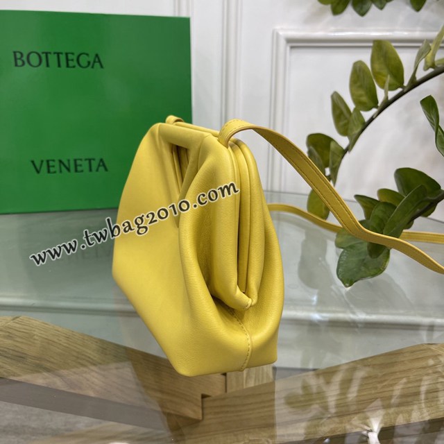 Bottega veneta高端女包 98088 寶緹嘉THE TRIANGLE BV專櫃新款毛茛黃三角形五金手提女包  gxz1133